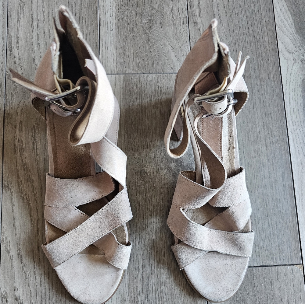 BP NORDSTROM suede chunky heeled sandals 2 buckles ankles zipper size 9